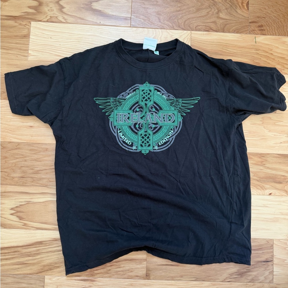 St. Patrick’s 🍀 Vintage Ireland Size XL T Shirt Relaxed Fit Black Celtic Cross
